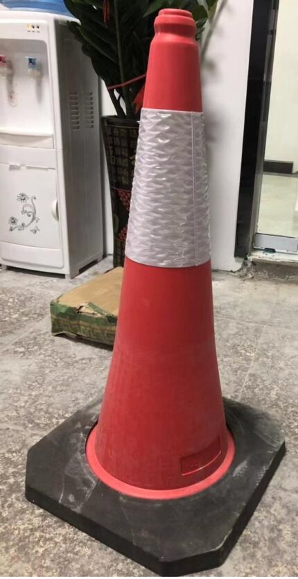 Traffic cone